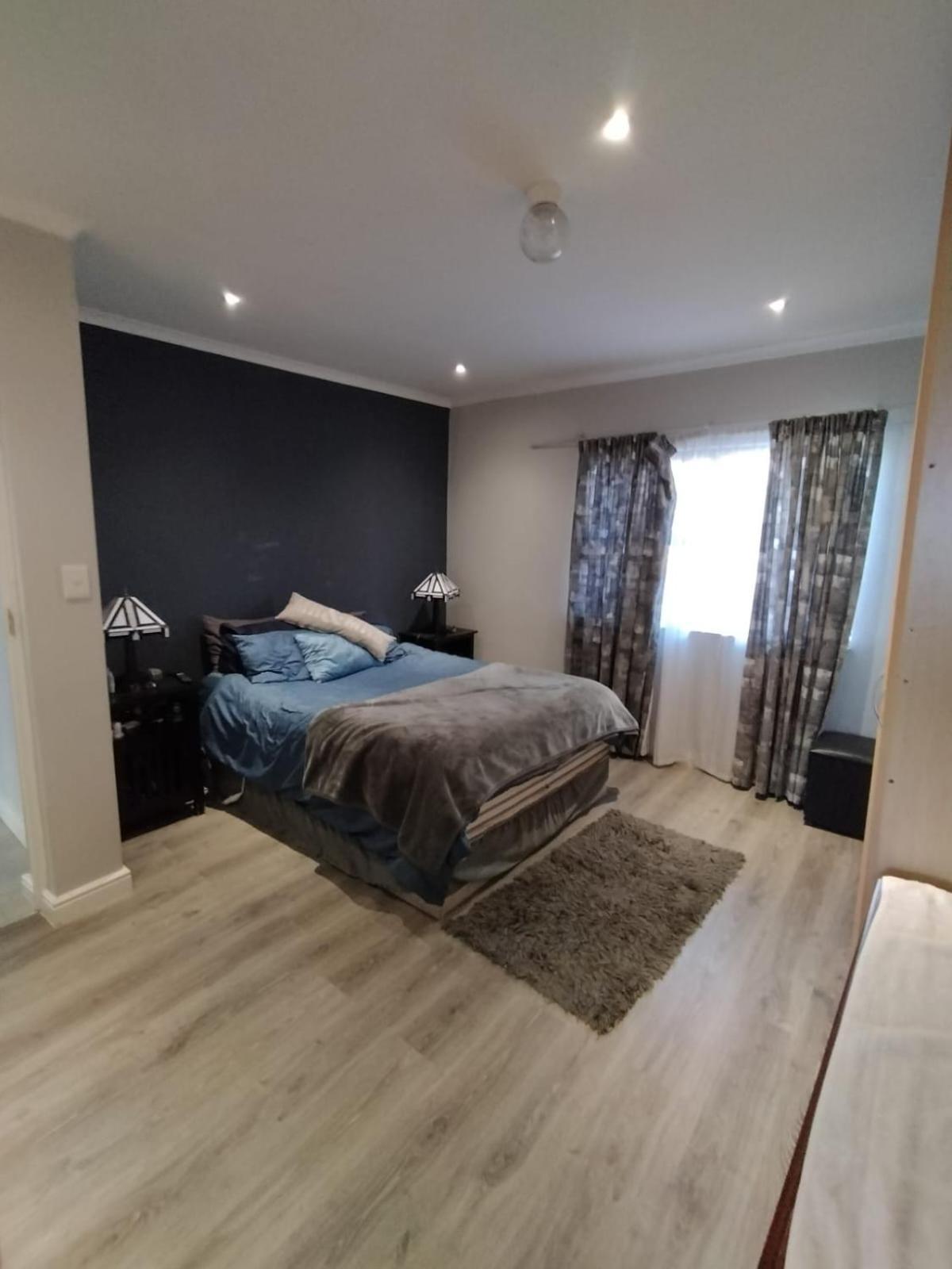 Family To Rent * Cape Town